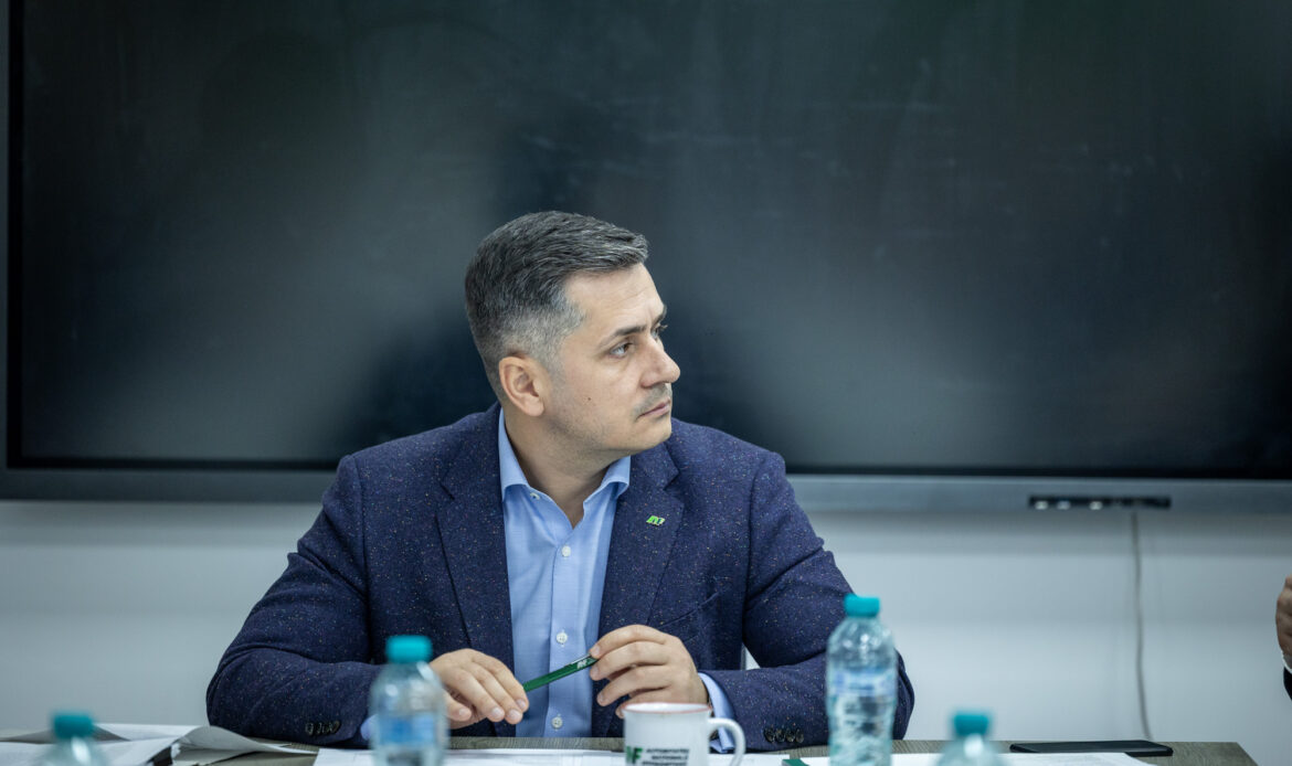 Consultare la ANF despre utilizarea dronelor pentru aplicarea produselor de protecție a plantelor 12 Q2A3401