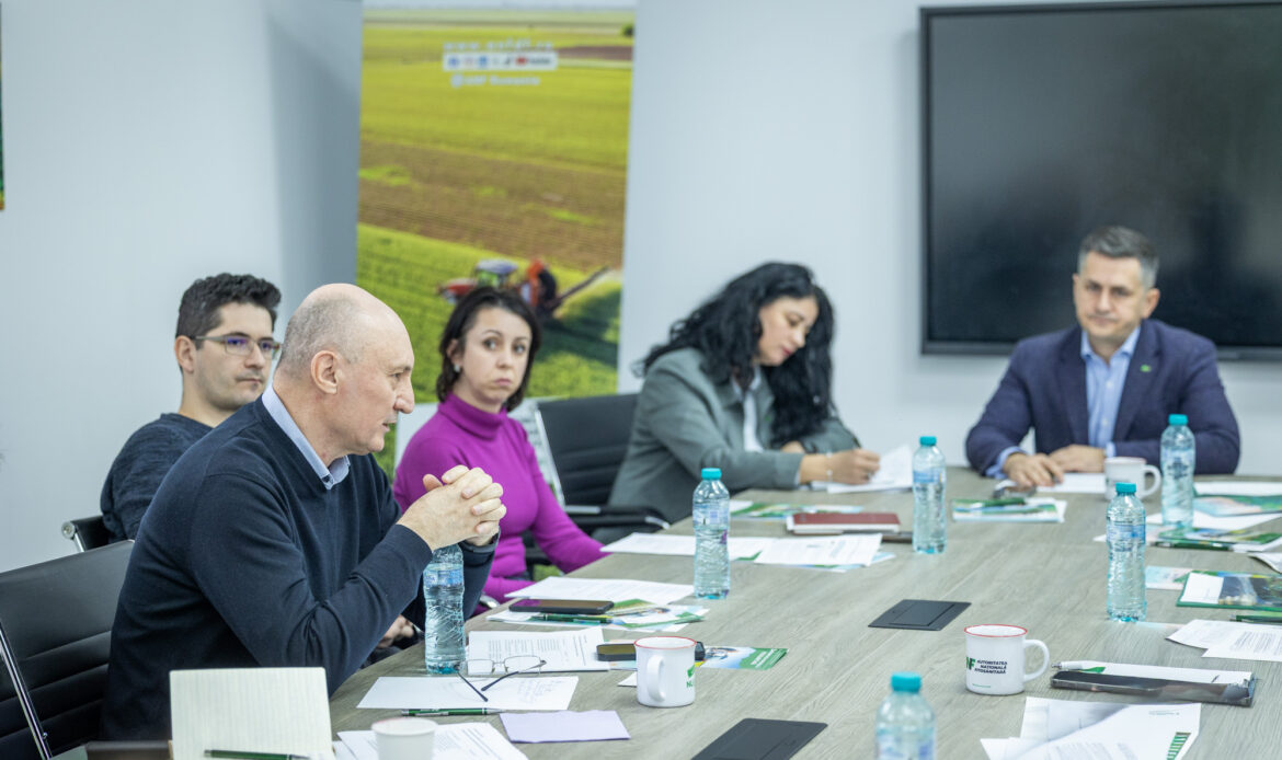 Consultare la ANF despre utilizarea dronelor pentru aplicarea produselor de protecție a plantelor 5 Q2A3433