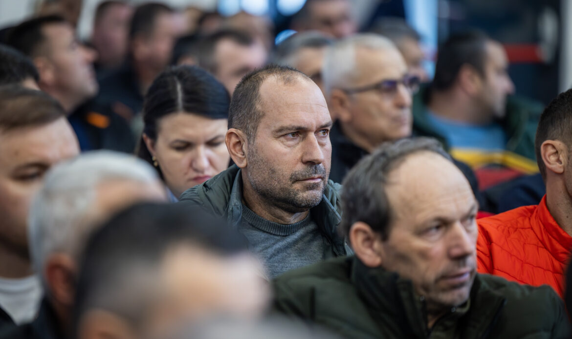 ANF, față în față cu legumicultorii din Matca 5 ANF Intalnire Matca0050