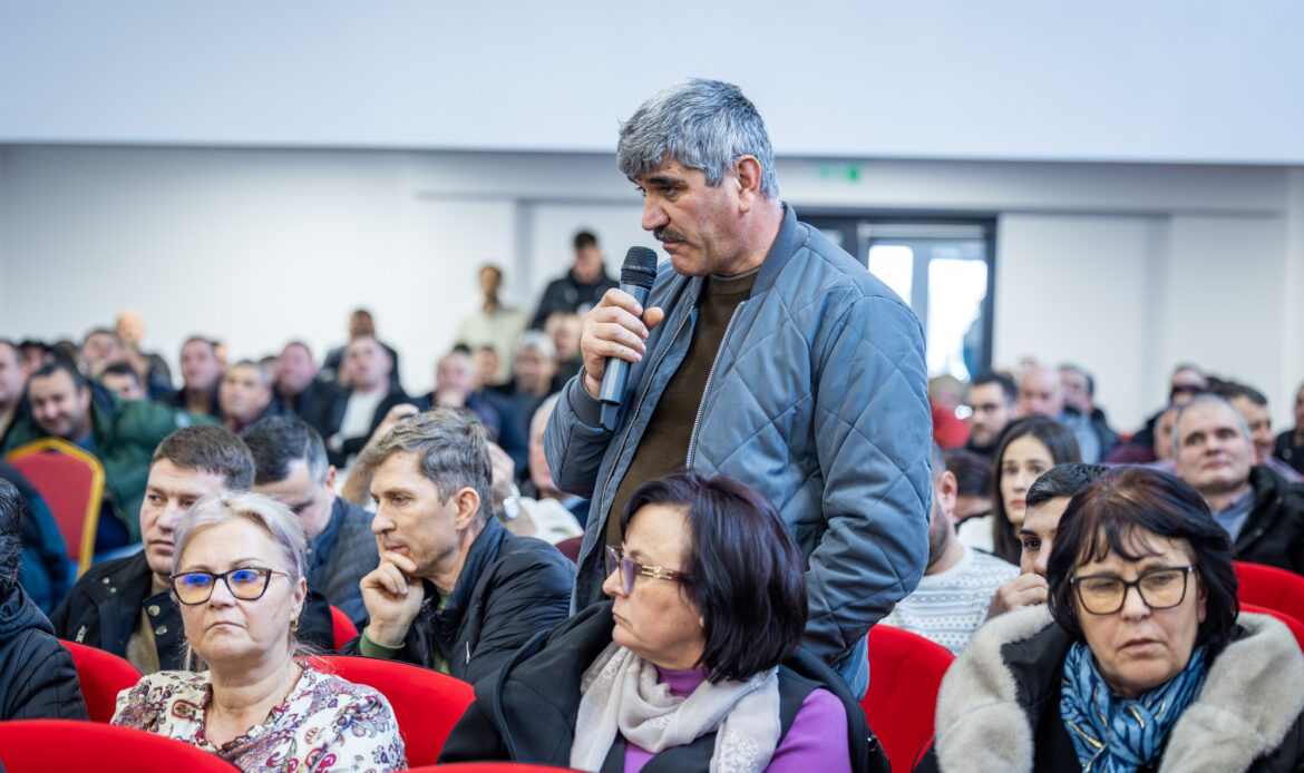 ANF, față în față cu legumicultorii din Matca 16 ANF Intalnire Matca0139