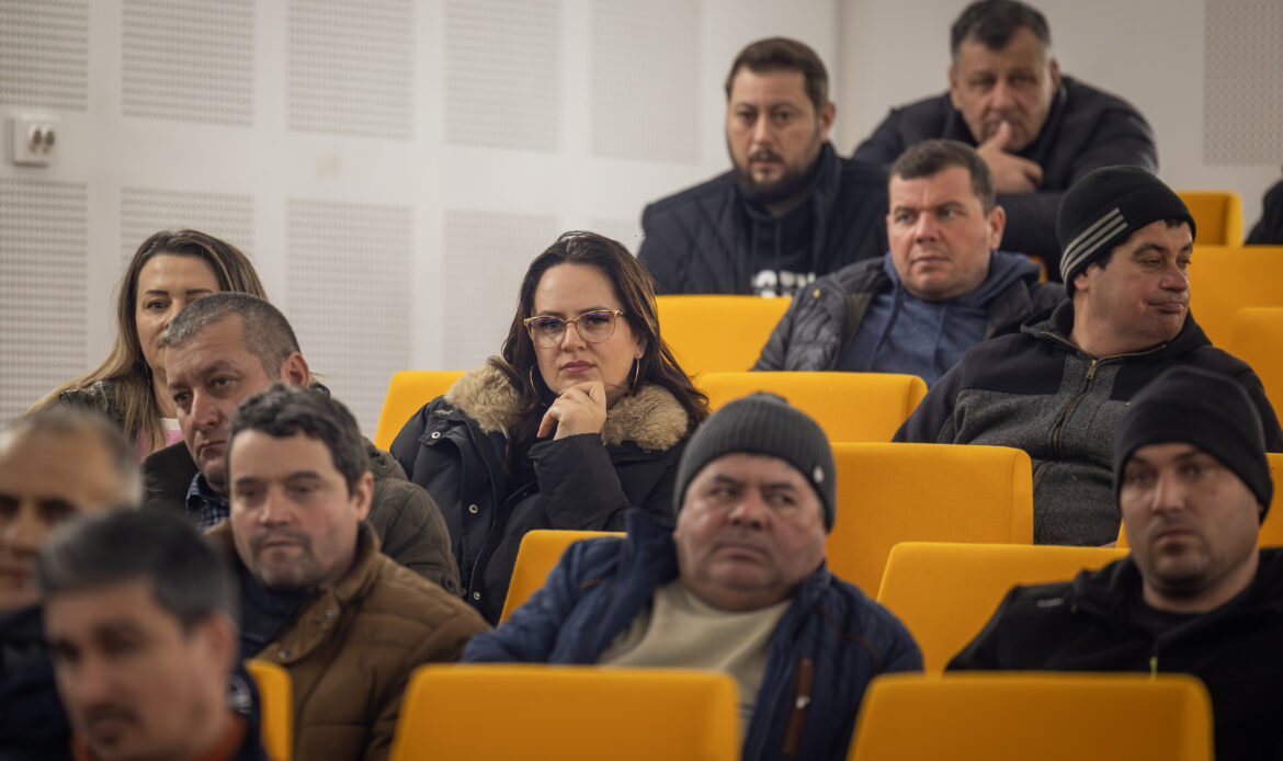 ANF în dialog cu legumicultorii din Izbiceni 7 Q2A6830