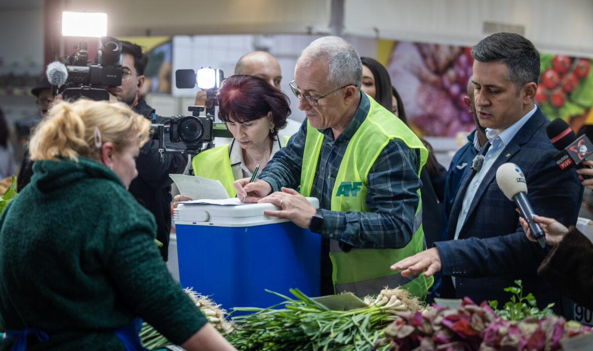 Control tematic al ANF, astăzi, în piețele bucureștene 9 ANF Piata Drumul Taberei0085