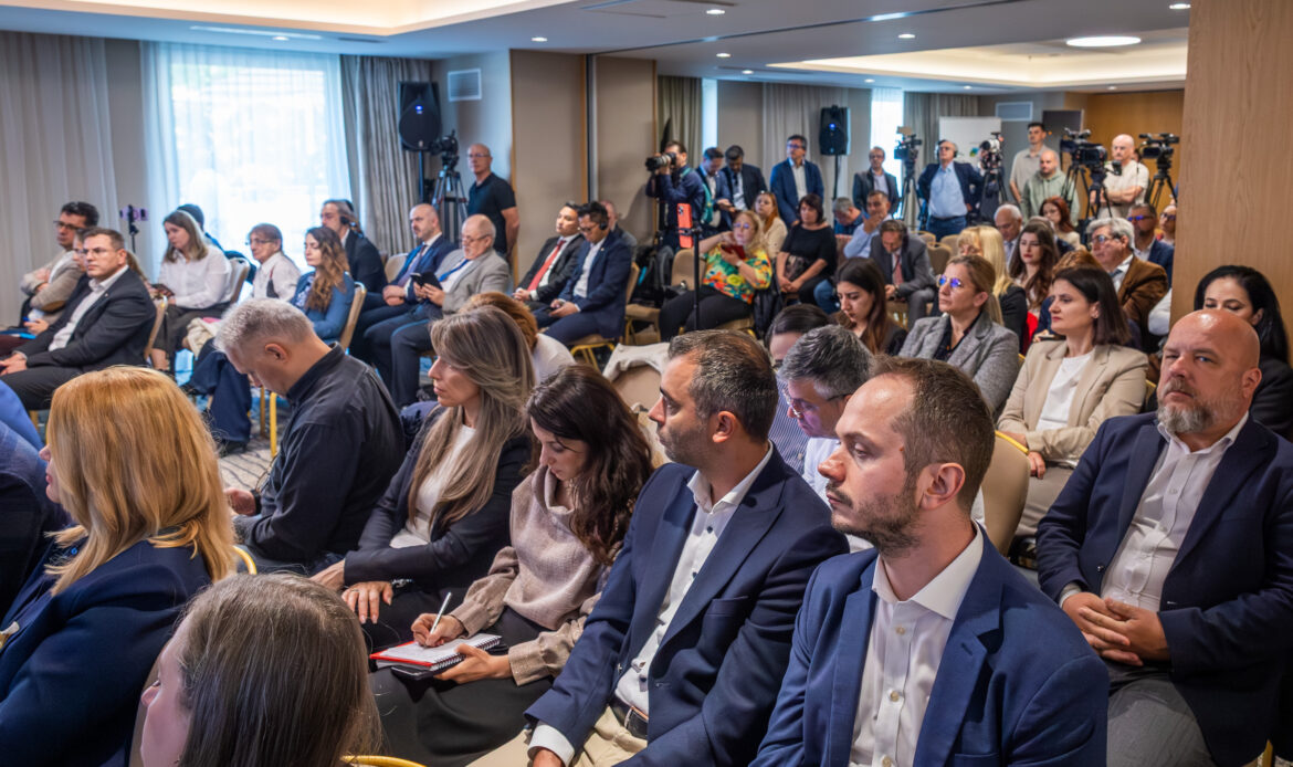 Participarea directorului general al ANF, Romeo Șoldea, la evenimentul „Securitatea alimentară în România și viitorul producției agricole” 5 Q2A3844