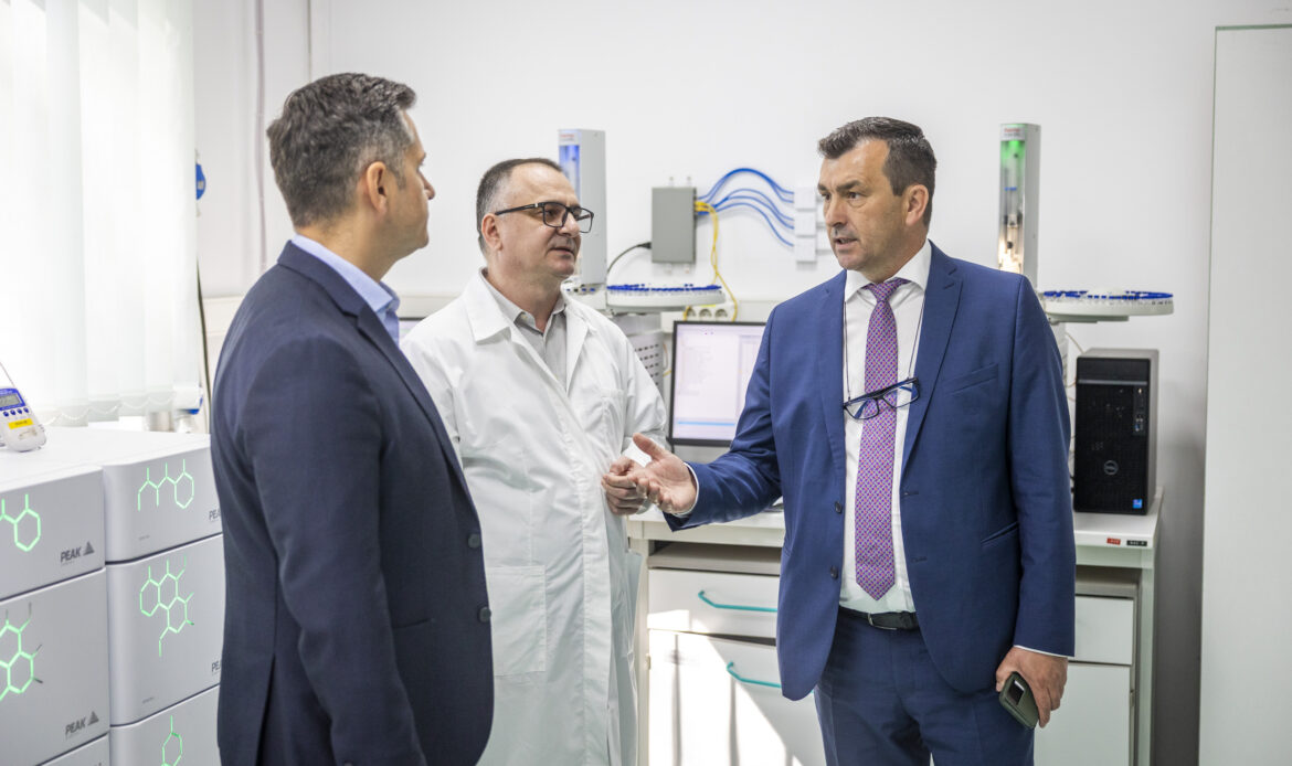 Programul RAPID aduce echipamente noi, laboratoare moderne și digitalizare pentru ANF 8 ANF 28