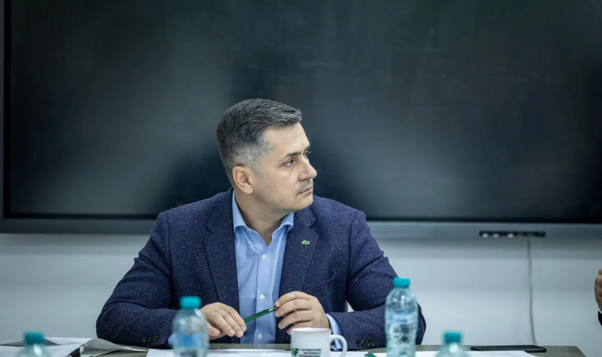 Consultare la ANF despre utilizarea dronelor pentru aplicarea produselor de protecție a plantelor 12 Q2A3401