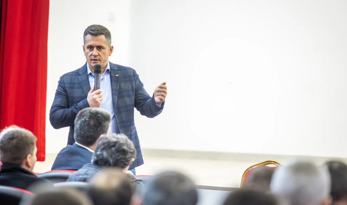 ANF, față în față cu legumicultorii din Matca 3 ANF Intalnire Matca0036